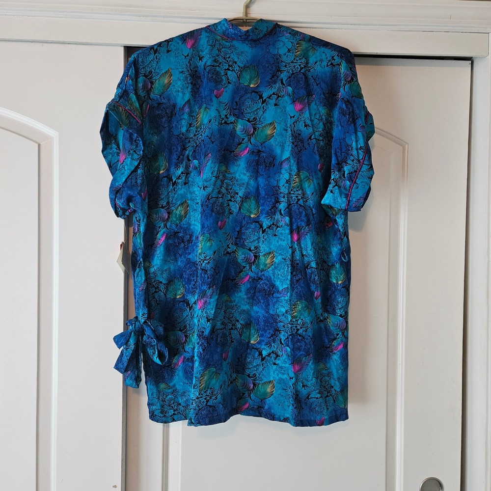 NWT Hidden Fantasies Robe Womens Large‎ Blue Kimono Belted Satin Peacock - Picture 2 of 7